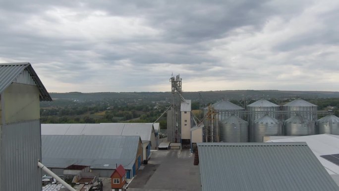 农业企业粮库。乌克兰。鸟瞰图。