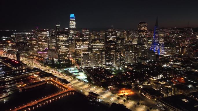 美国加州旧金山的夜景。