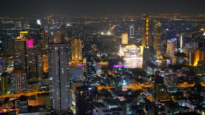 现代曼谷的4K夜景天际线。