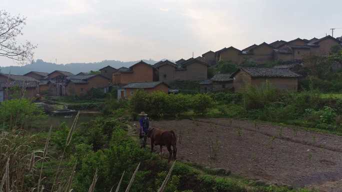 航拍广西乡村风光上林鼓鸣寨清晨