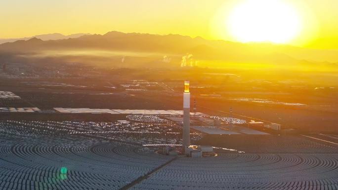 熔岩塔式太阳能光热电站