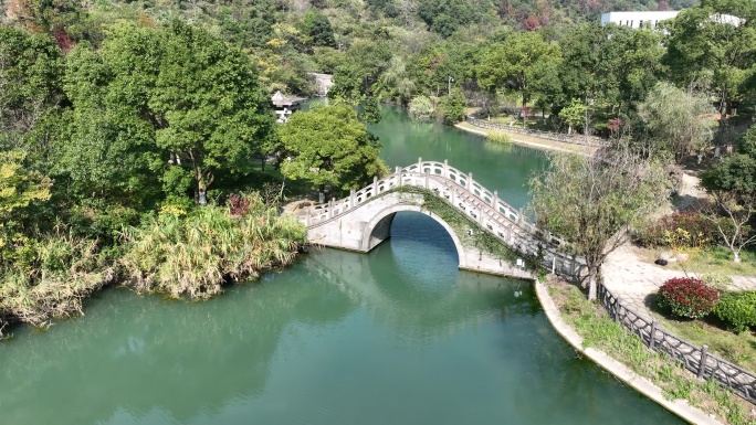 长屿硐天航拍风景小巧人工湖