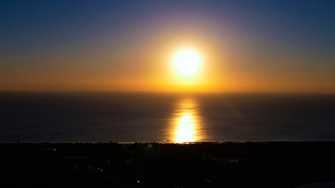 迎日出 海上日出 太阳升起