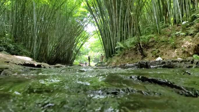 大自然环保深山溪流和流水声