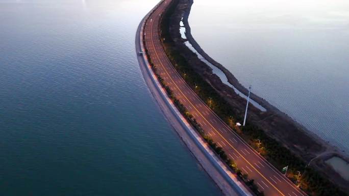 海边公路夜景美景