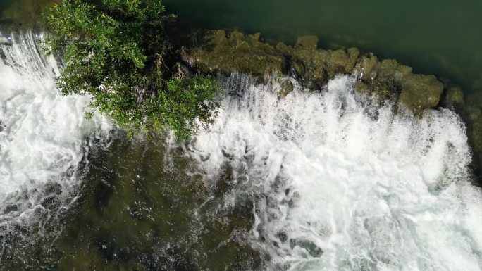 溪流河流瀑布浪花水花自然风景