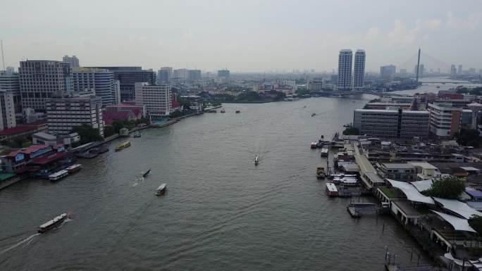 泰国城市河流船只航拍