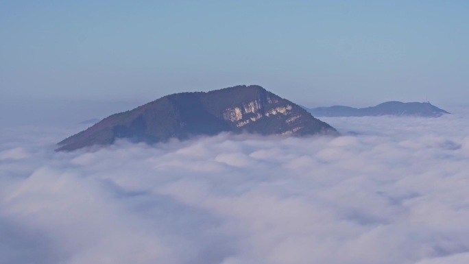 航拍峡江云海红叶