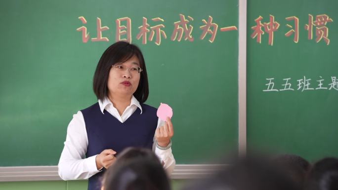 学生上课唯美镜头组