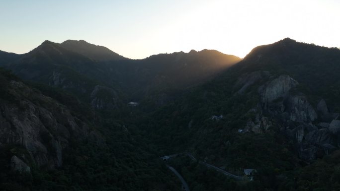 长屿硐天傍晚航拍岩石晚霞夕阳