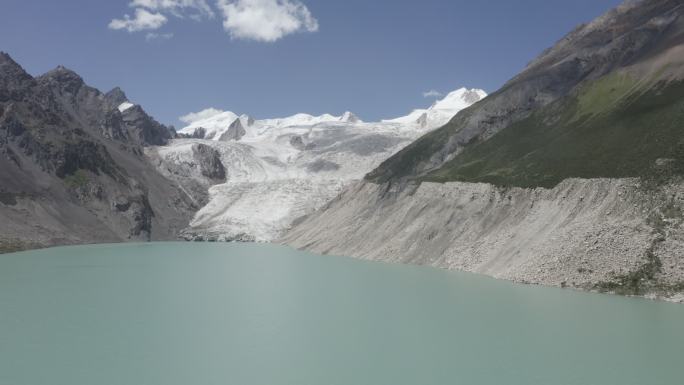 航拍西藏风光自然山川蓝天白云雪山绿色