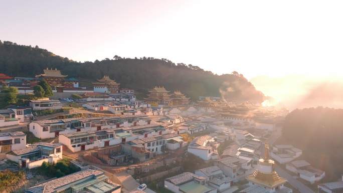 甘南郎木寺日出