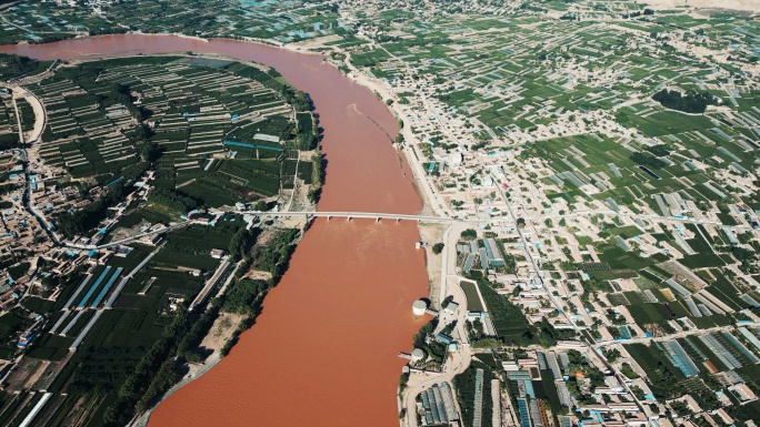 甘肃黄河两岸 地貌