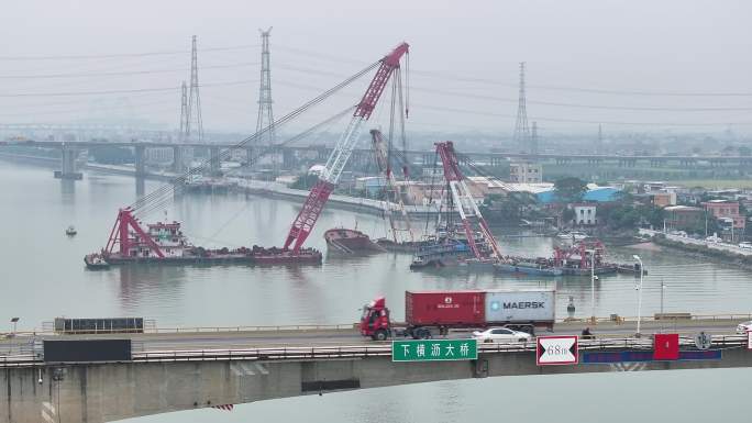 中国广东省广州市南沙区下横沥水道沉船打捞