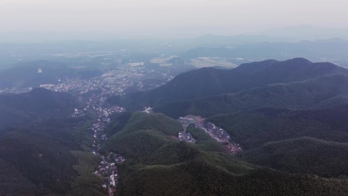 航拍暮干山德清县全景空境