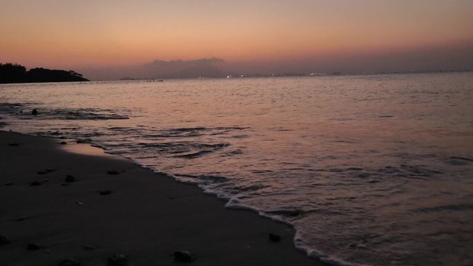 海面海浪水波纹平静海景风景黎明黄昏海边