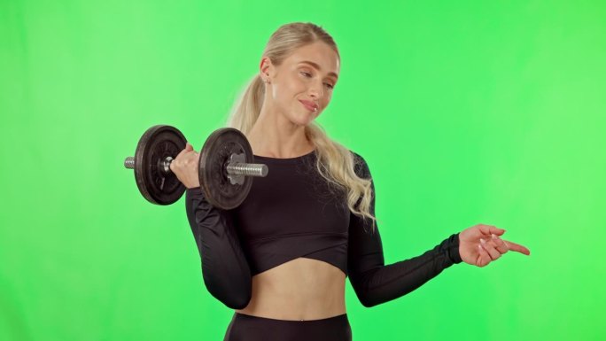 锻炼，哑铃和绿色屏幕上的女人，用手指指着空间或健身房的模型。运动员肖像和健身锻炼的肌肉或健康提供，促