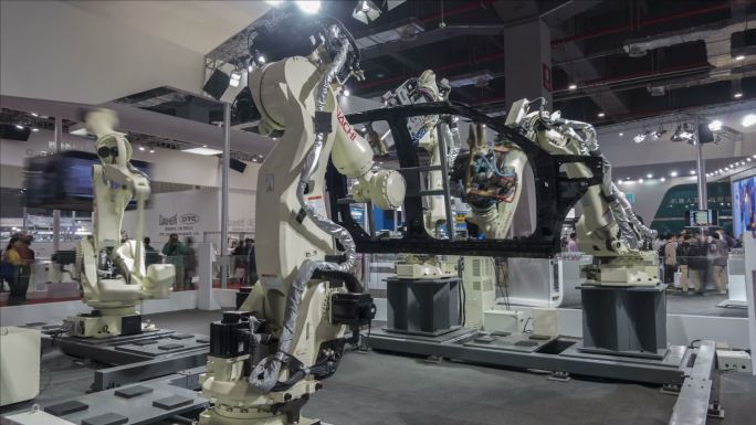 机械手组装表演 机器人 人工智能现代科技
