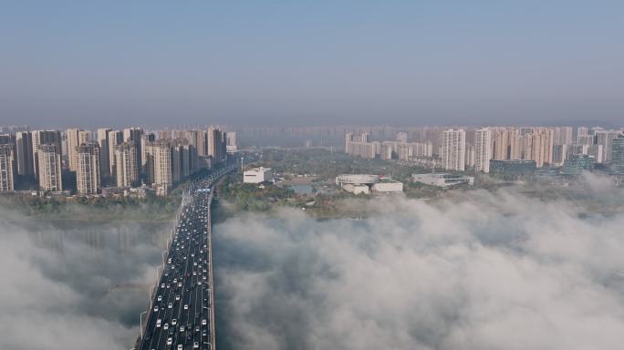 长沙湘府路大桥平流雾