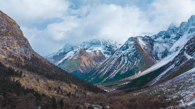 毕棚沟雪山航拍延时