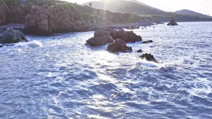 海浪礁石浪花