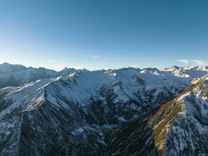 航拍四姑娘山猫鼻梁巴郎山延时