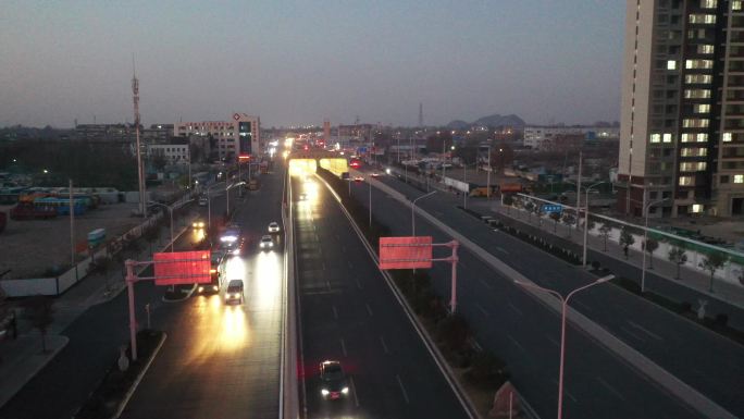 山东济南：济南黄河济泺路隧道城市夜景