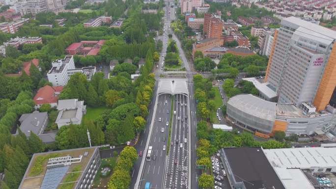 上海市杨浦区邯郸路航拍车流交通大柏树立交