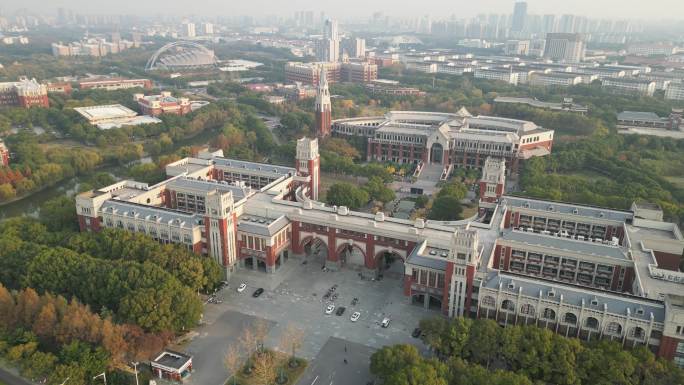 华东政法大学 松江校区航拍