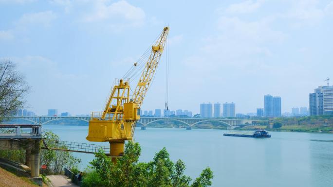 南宁上尧码头工业主题公园吊车起重机