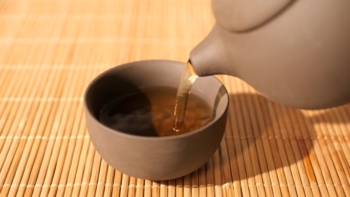 倒茶