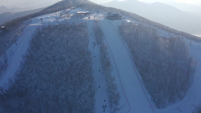 松花湖滑雪场雪景