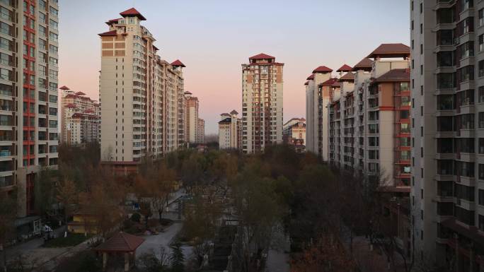 北京城市楼房从白天到黑夜延时