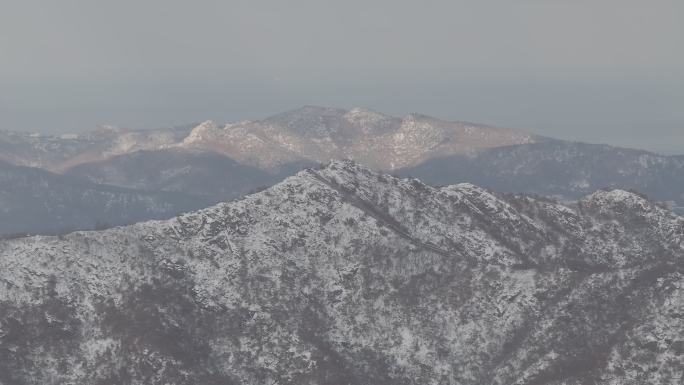 航拍威海市环翠区里口山大青顶与远处棉花山