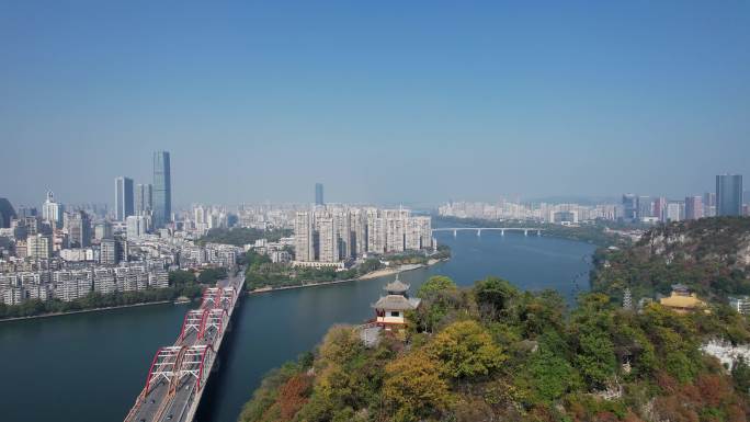 驾鹤山