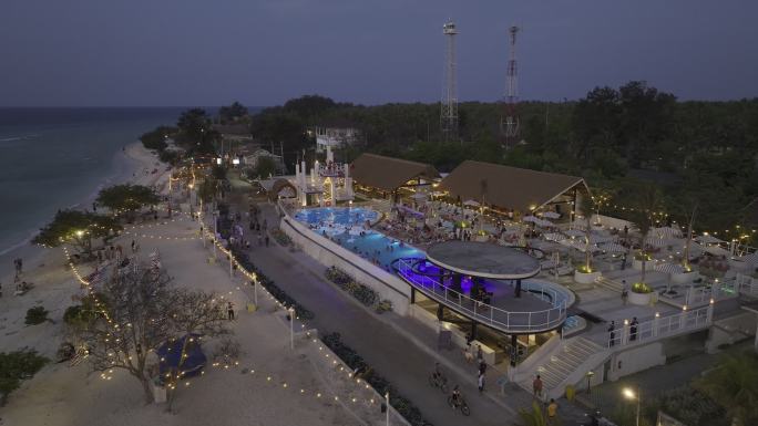 印尼龙目吉利群岛航拍夜晚酒吧派对海滨风光
