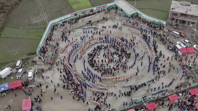 贵州果里村苗族跳圆洞葬祭祀仪式4k