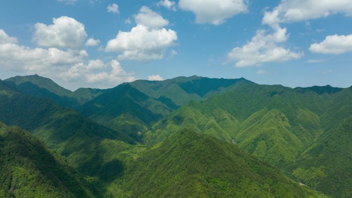 4K高清青山绿水群山环绕延时