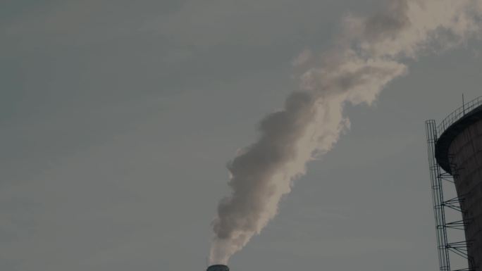 热电厂 烟囱冒烟 空气污染 环境污染发电