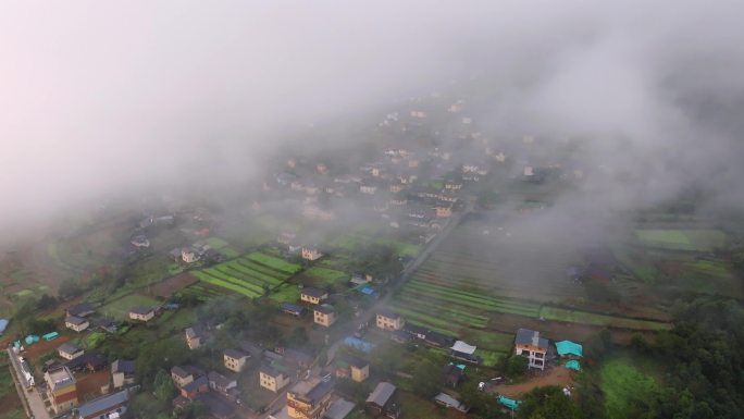 云南人神共居丙中洛秋那桶