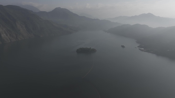 航拍都江堰紫坪铺水库