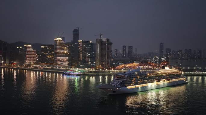 深圳蛇口邮轮母港邮轮出港夜景航拍