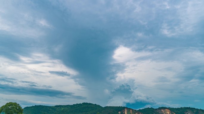 壮观的积雨云2