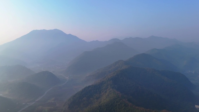 绍兴会稽山脉秦望山