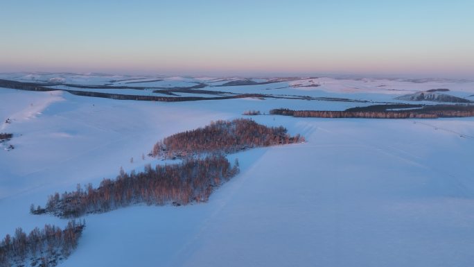 丘陵山地冬日雪景