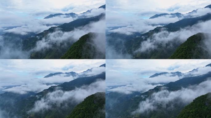 云雾中的群山