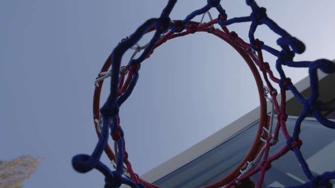 篮球框特写 篮球场环境 学校篮球场