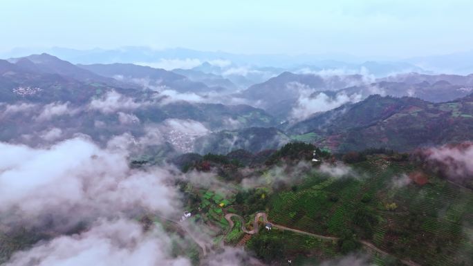 航拍安徽徽州皖南群山云海河流仙境云端村落