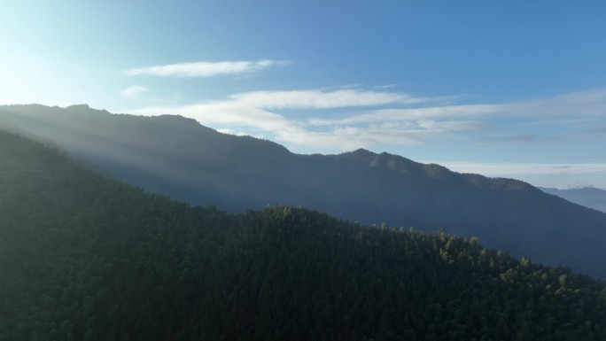 4k 航拍山云海山川高山森林大自然