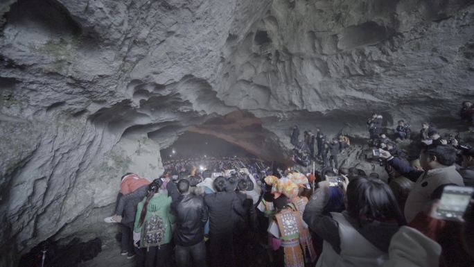 贵州果里村苗族跳圆洞葬祭祀仪式4k